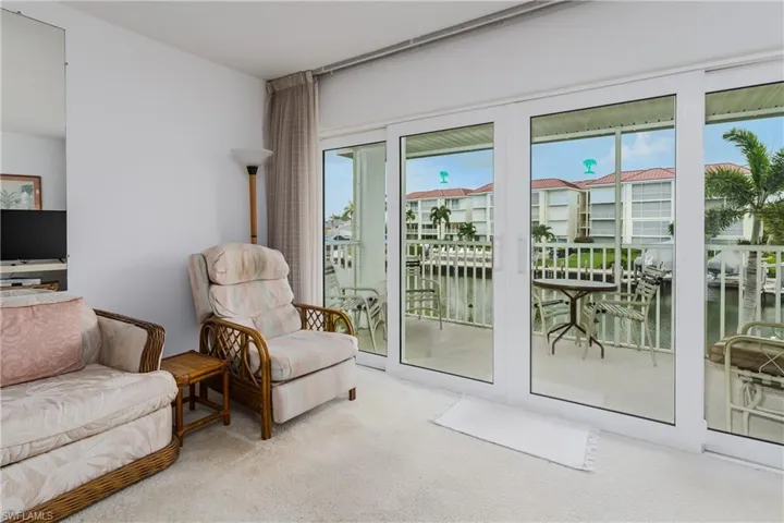 Large slider leads to your lanai