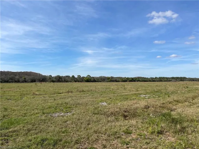 Secretariat Dr, Labelle, Florida 33935