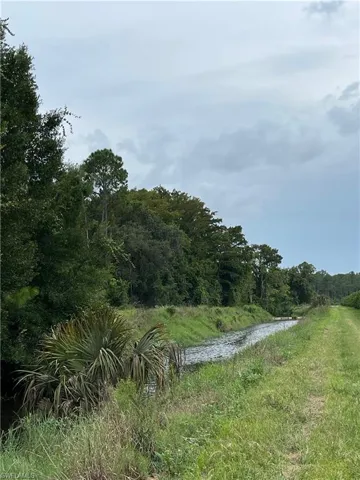 Secretariat Dr, Labelle, Florida 33935