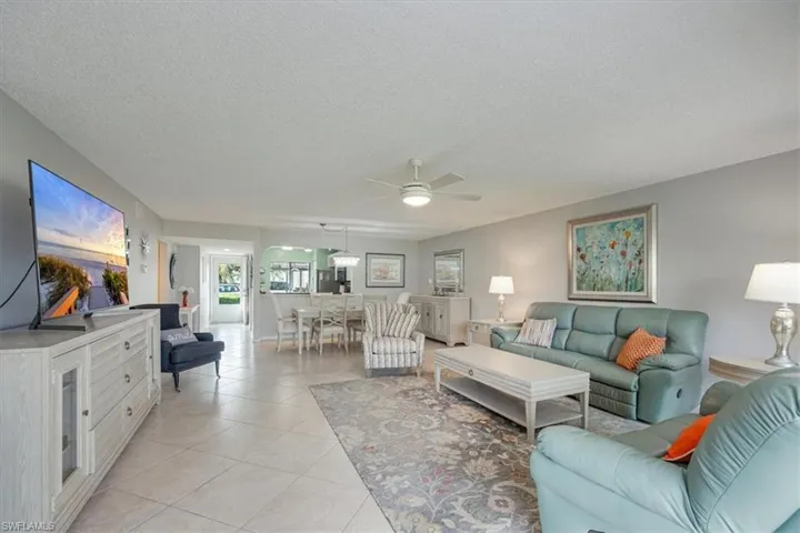 4556  Andover  WAY, Naples, FL 34112