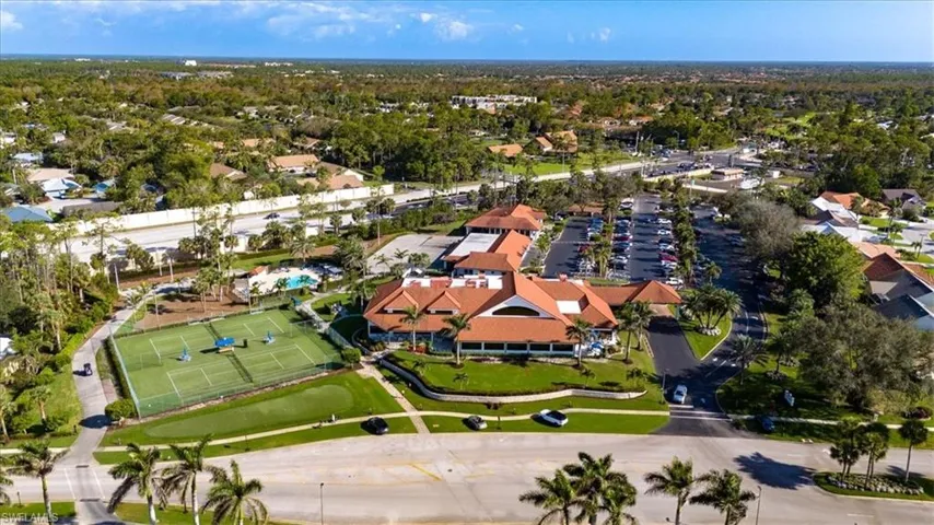 4556  Andover  WAY, Naples, FL 34112