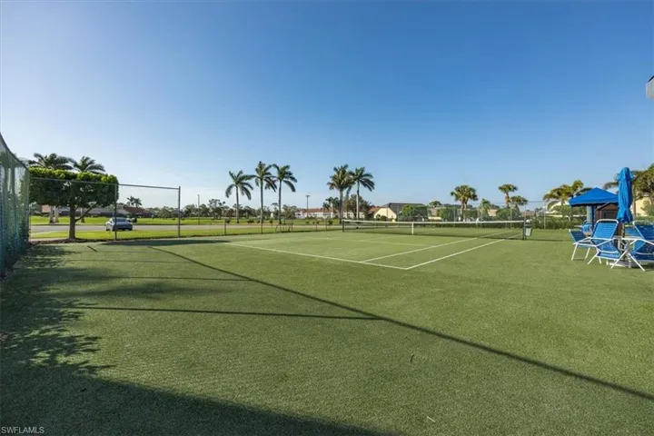 4556  Andover  WAY, Naples, FL 34112