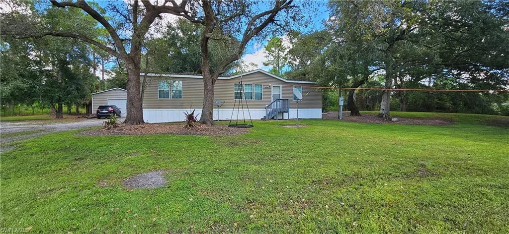 2235  Murray  RD, Fort Denaud, FL 33935