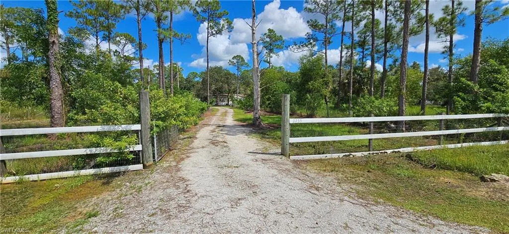 2235  Murray  RD, Fort Denaud, FL 33935