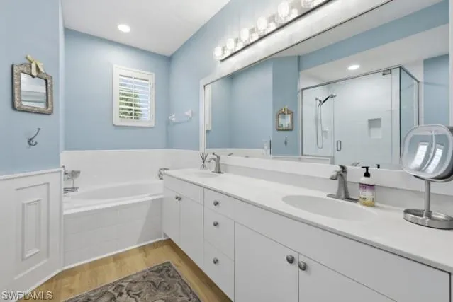 7122 Blue Juniper Ct 202, Naples, Florida 34109