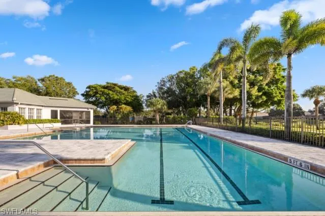 7122 Blue Juniper Ct 202, Naples, Florida 34109