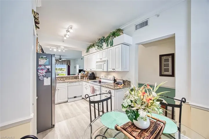 10275 Bismark Palm Way # 1124, Fort Myers, Florida 33966