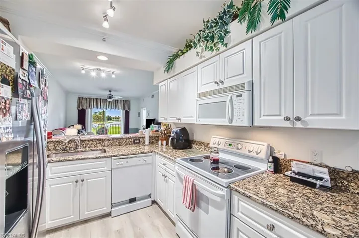 10275 Bismark Palm Way # 1124, Fort Myers, Florida 33966