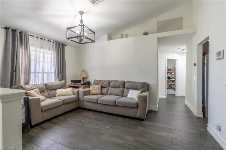 3054 44th St Sw, Naples, Florida 34116