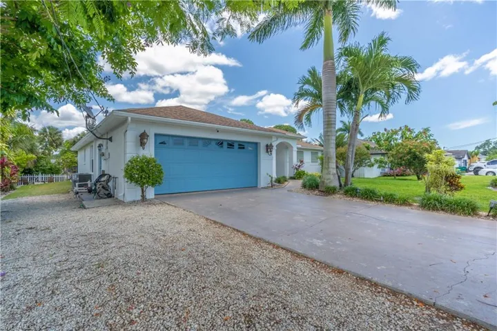 3054 44th St Sw, Naples, Florida 34116