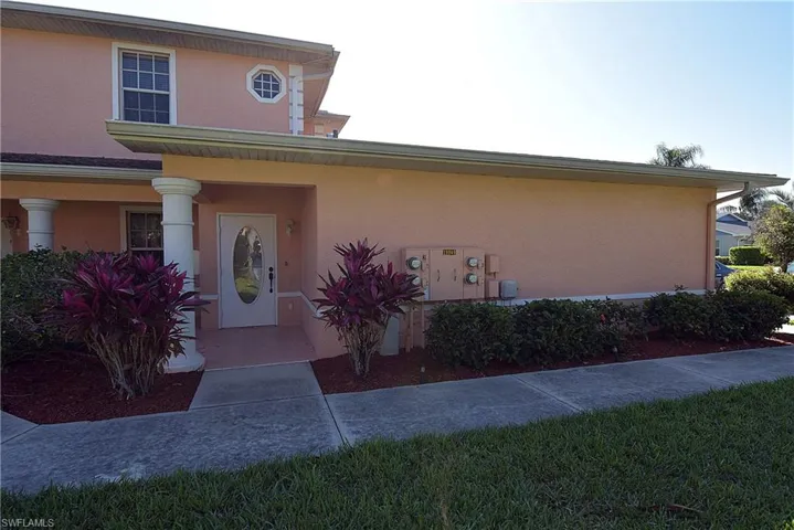19949 Lake Vista Cir 16c, Lehigh Acres, Florida 33936