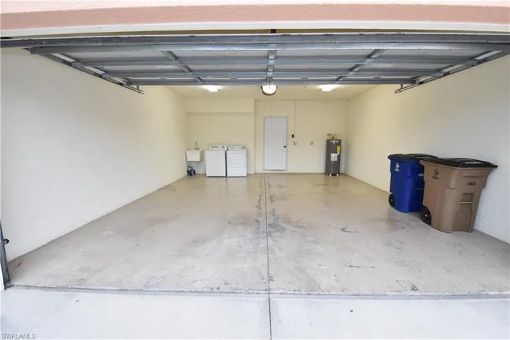 19949 Lake Vista Cir 16c, Lehigh Acres, Florida 33936