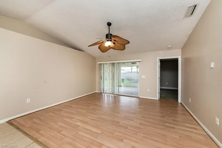 4208 76th Dr E, Sarasota, Florida 34243