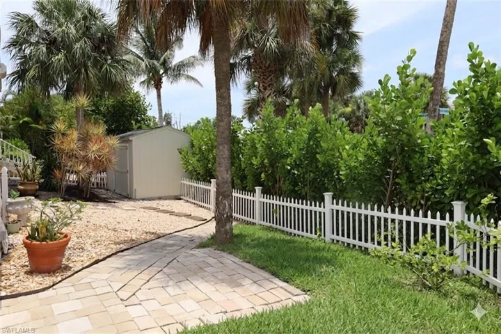 6123 Montego Bay Loop, Fort Myers, Florida 33908