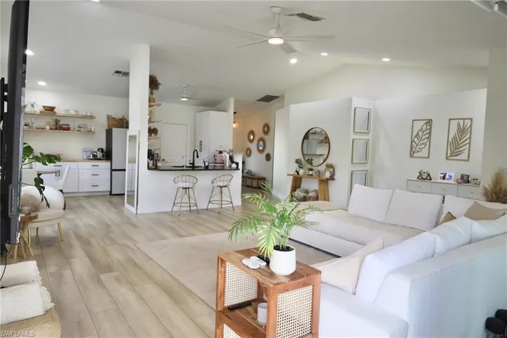 6123 Montego Bay Loop, Fort Myers, Florida 33908