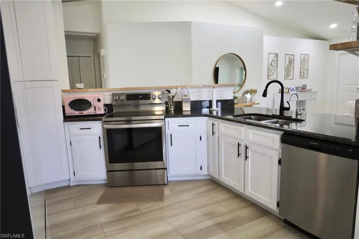 6123 Montego Bay Loop, Fort Myers, Florida 33908
