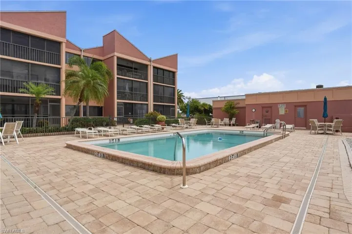 3170 Matecumbe Key Rd 127, Punta Gorda, Florida 33955
