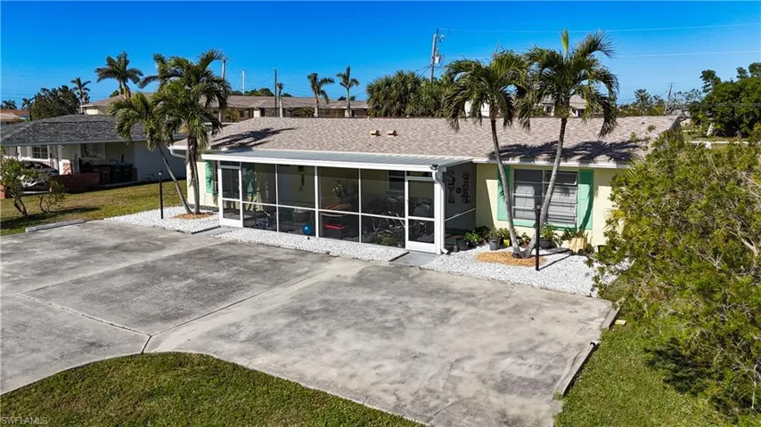 311 Tudor Dr 1-2, Cape Coral, Florida 33904