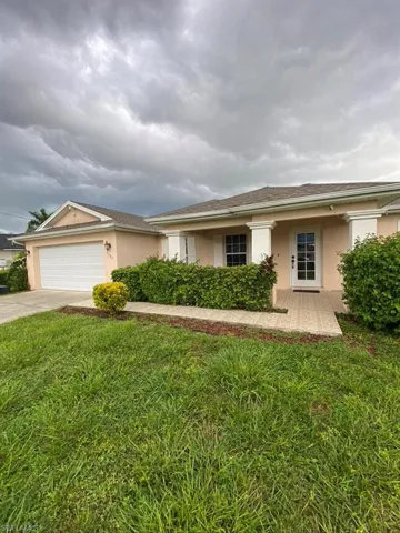 3704 Ne 12th Ave, Cape Coral, Florida 33909