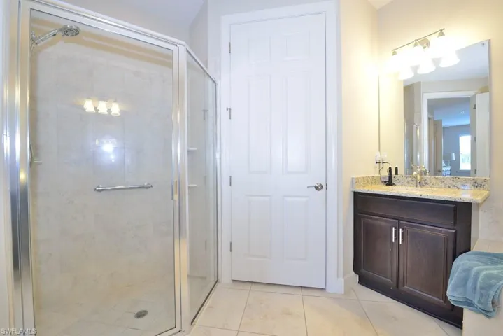 10271 Glastonbury Cir 102, Fort Myers, Florida 33913