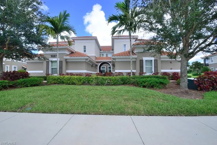 10271 Glastonbury Cir 102, Fort Myers, Florida 33913