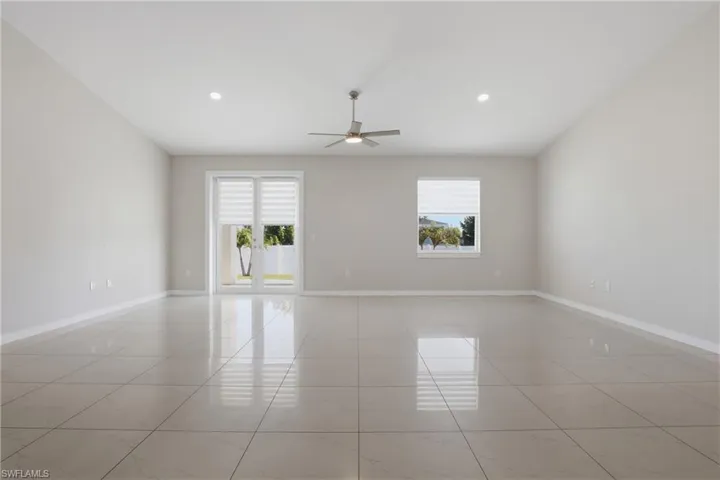 2713 Sw Embers Ter, Cape Coral, Florida 33991