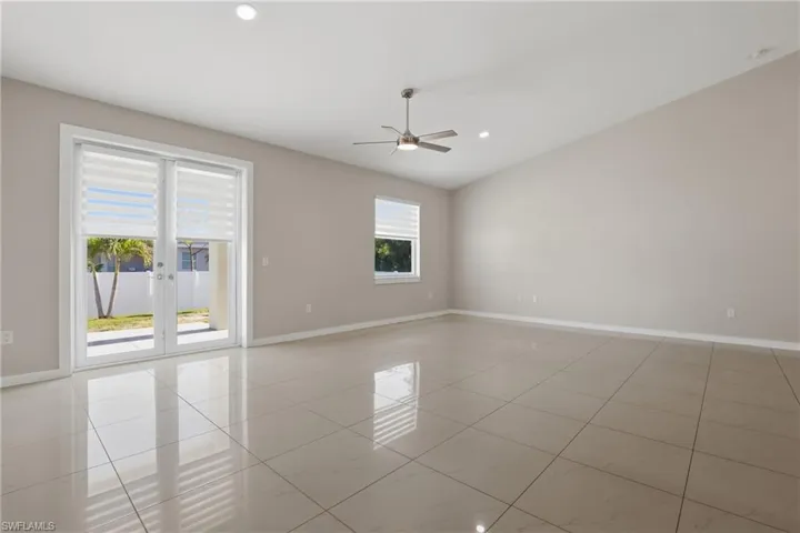 2713 Sw Embers Ter, Cape Coral, Florida 33991