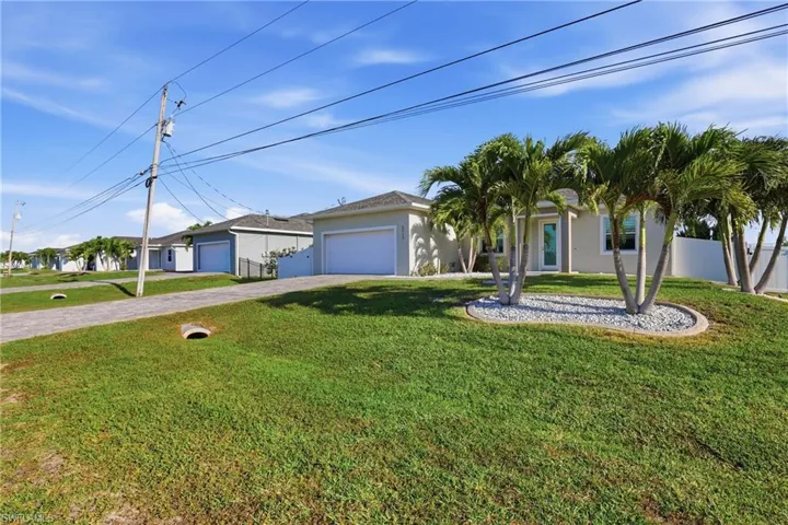 2713 Sw Embers Ter, Cape Coral, Florida 33991