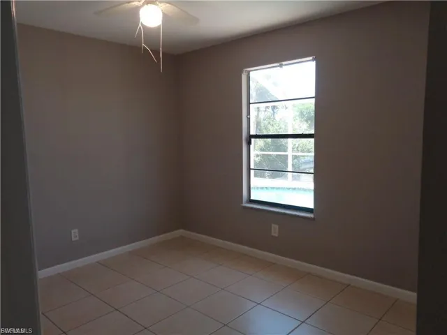 1510 Sw 8th Pl, Cape Coral, Florida 33991