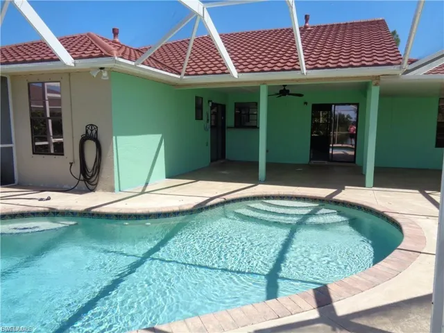 1510 Sw 8th Pl, Cape Coral, Florida 33991