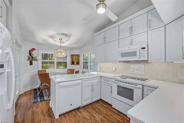 27120 Kindlewood Ln, Bonita Springs, Florida 34134