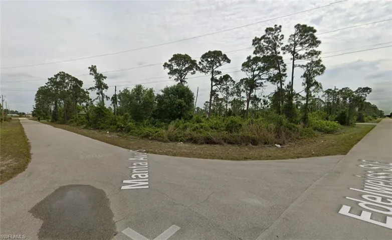 1059 Manta Ave S, Lehigh Acres Fl 33974