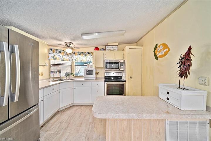 7167  Cobiac  DR, St. James City, FL 33956