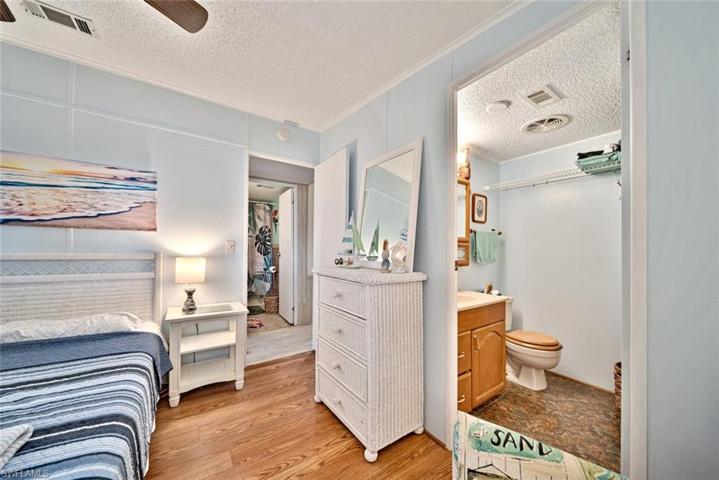 7167  Cobiac  DR, St. James City, FL 33956