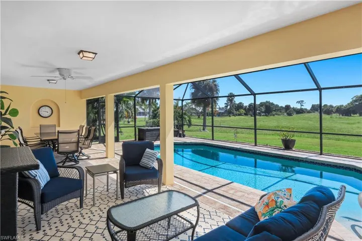 3718 Se 8th Ave, Cape Coral, Florida 33904