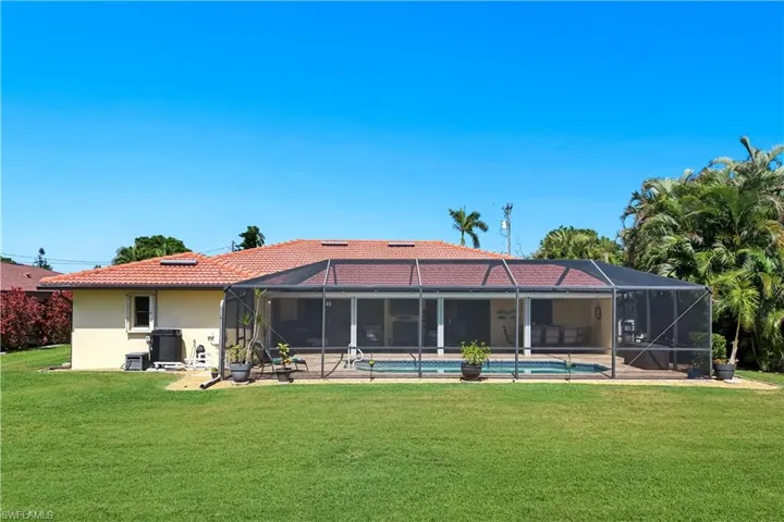 3718 Se 8th Ave, Cape Coral, Florida 33904