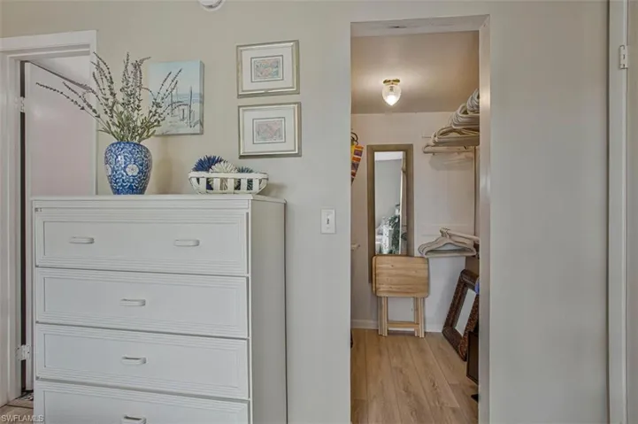 walk in closet