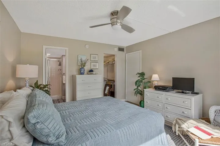 Primary with walk in closet and en suite