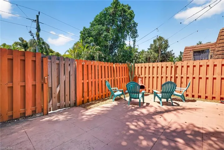 1466 Park Shore Cir 3, Fort Myers, Florida 33901