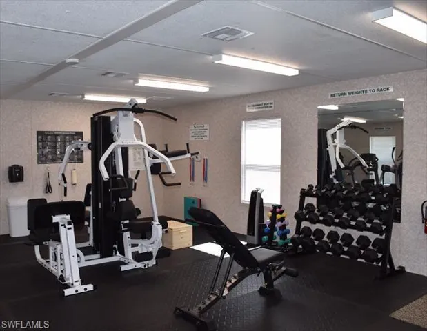 464 Kaiser Dr, Palmetto, Florida 34221