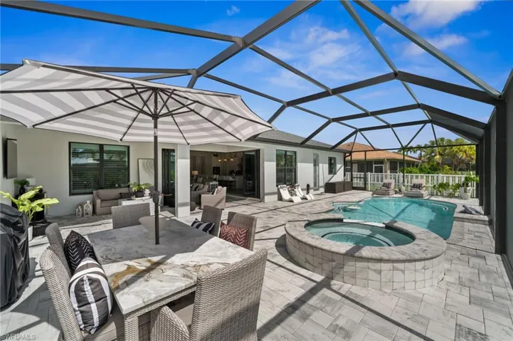 Lots of dining and relaxing spaces on the pool deck