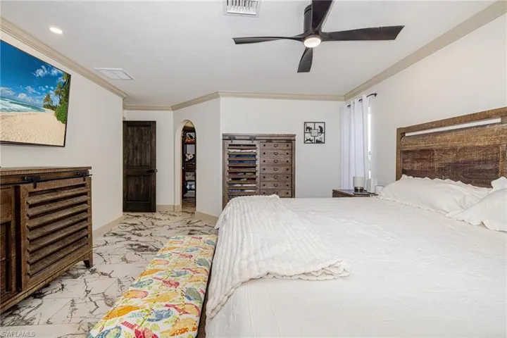 2507 Lakeview Dr, Lehigh Acres, Florida 33936