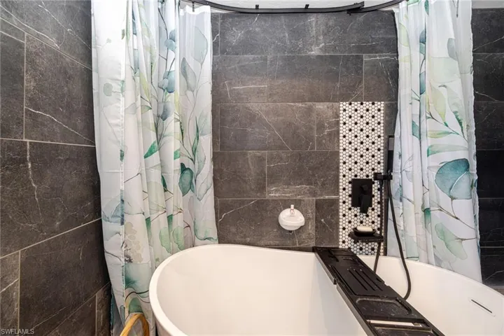 2507 Lakeview Dr, Lehigh Acres, Florida 33936