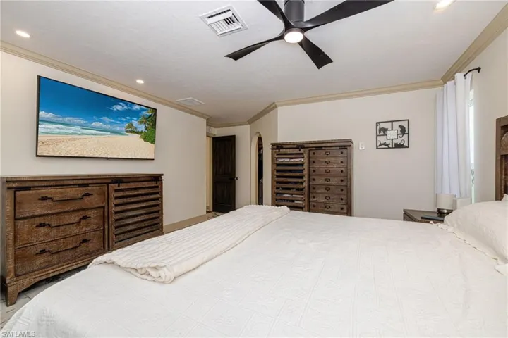 2507 Lakeview Dr, Lehigh Acres, Florida 33936