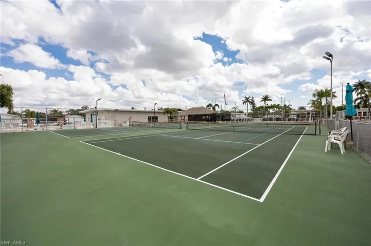 21  San Lu Rue  AVE, Naples, FL 34104