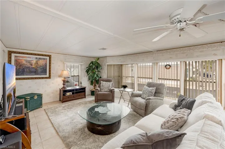 21  San Lu Rue  AVE, Naples, FL 34104
