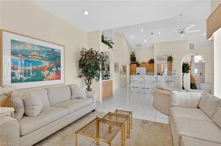6687 Huntley Ln S, Naples, Florida 34104