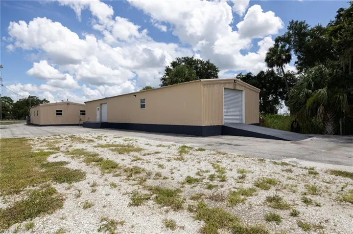 Garage with metal wall