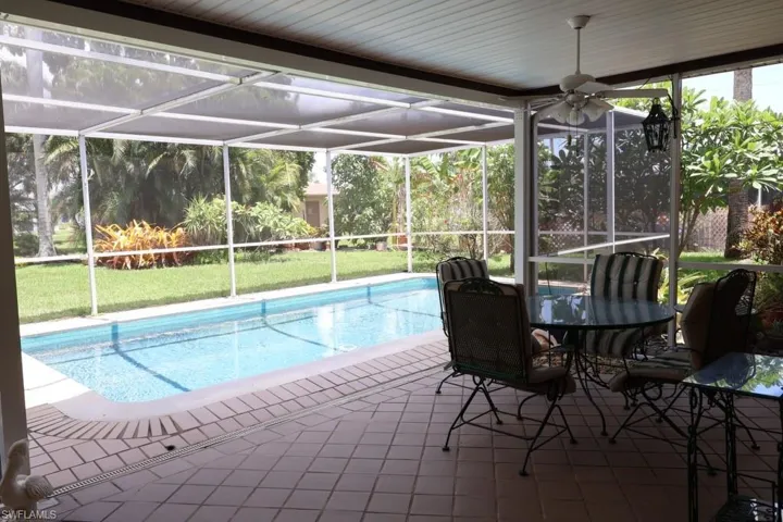 5227 Glade Ct, Cape Coral, Florida 33904