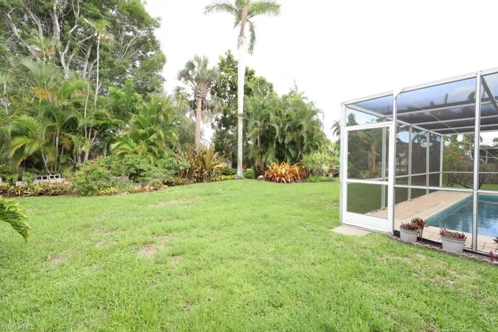 5227 Glade Ct, Cape Coral, Florida 33904
